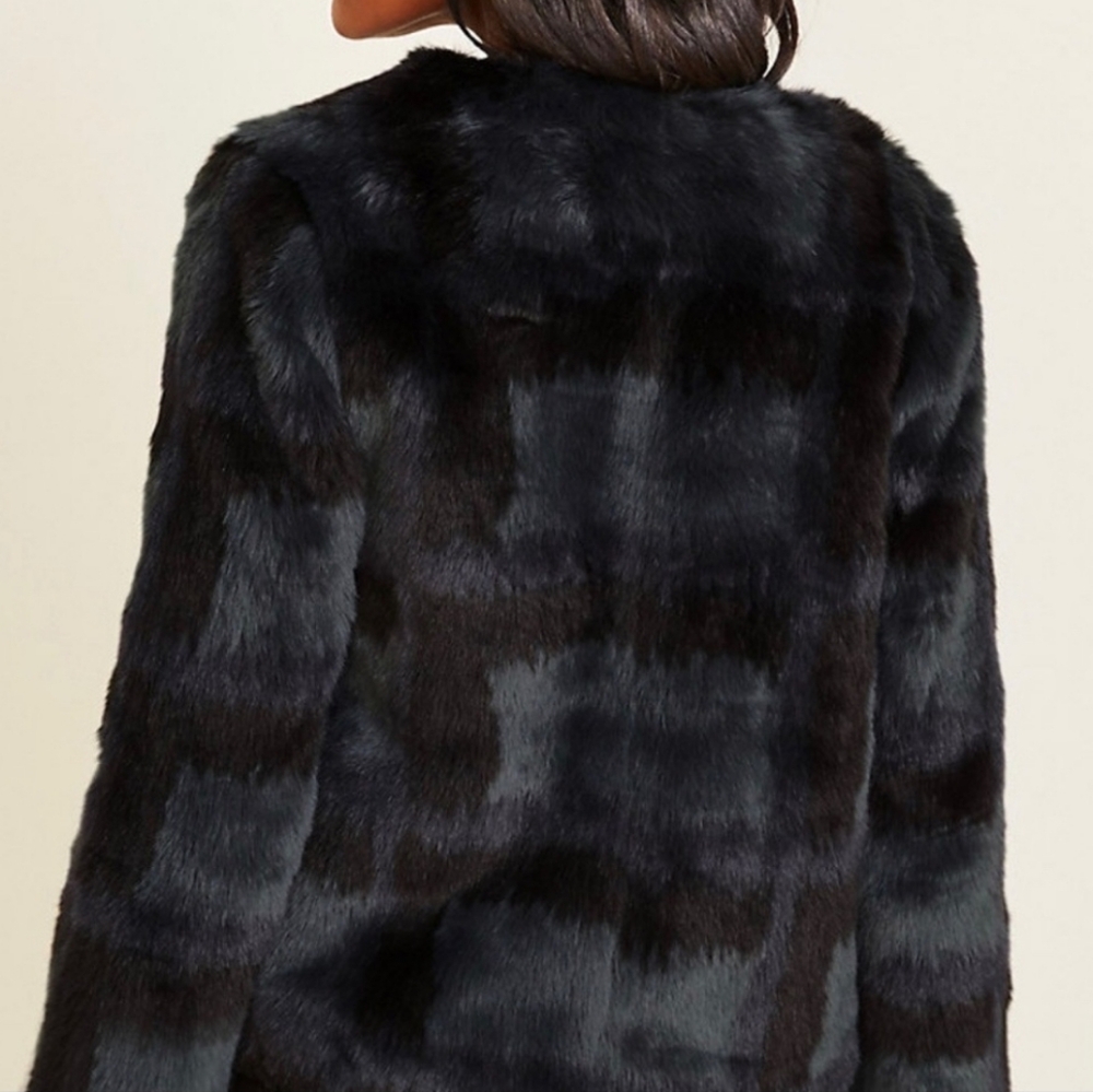 ANN TAYLOR Plaid Plush Faux Fur Jacket Size XS - Picture 3 of 11